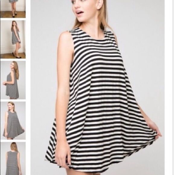 Brandy Melville White Black Striped Alena Dress - Picture 2 of 8